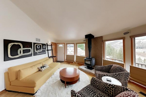 Retro Chic Roundhouse Retreat Breckenridge